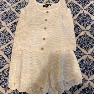 Two piece cream summer outfit